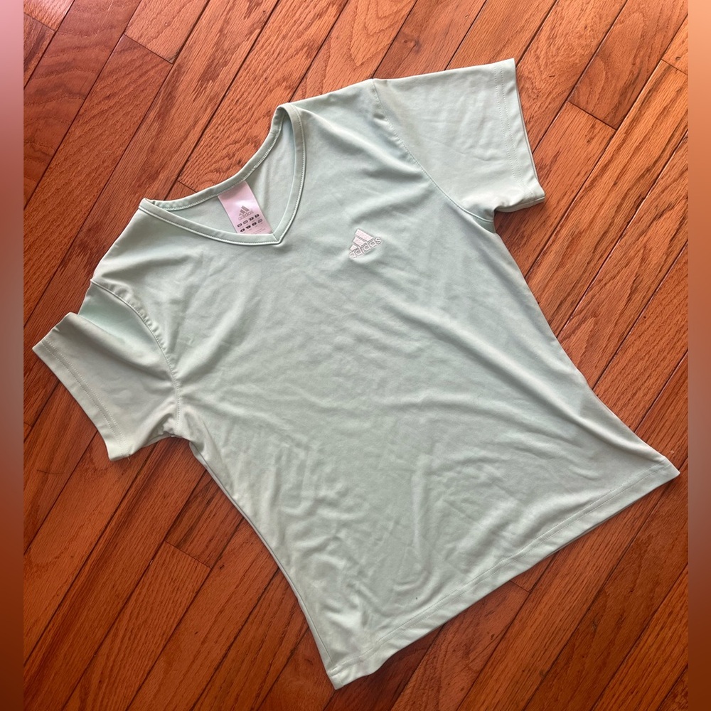 adidas M Women’s Mint Green V-Neck Climalite Short Sleeve Performance Tee